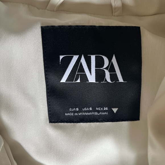 Zara puffer - size small - Picture 2 of 4